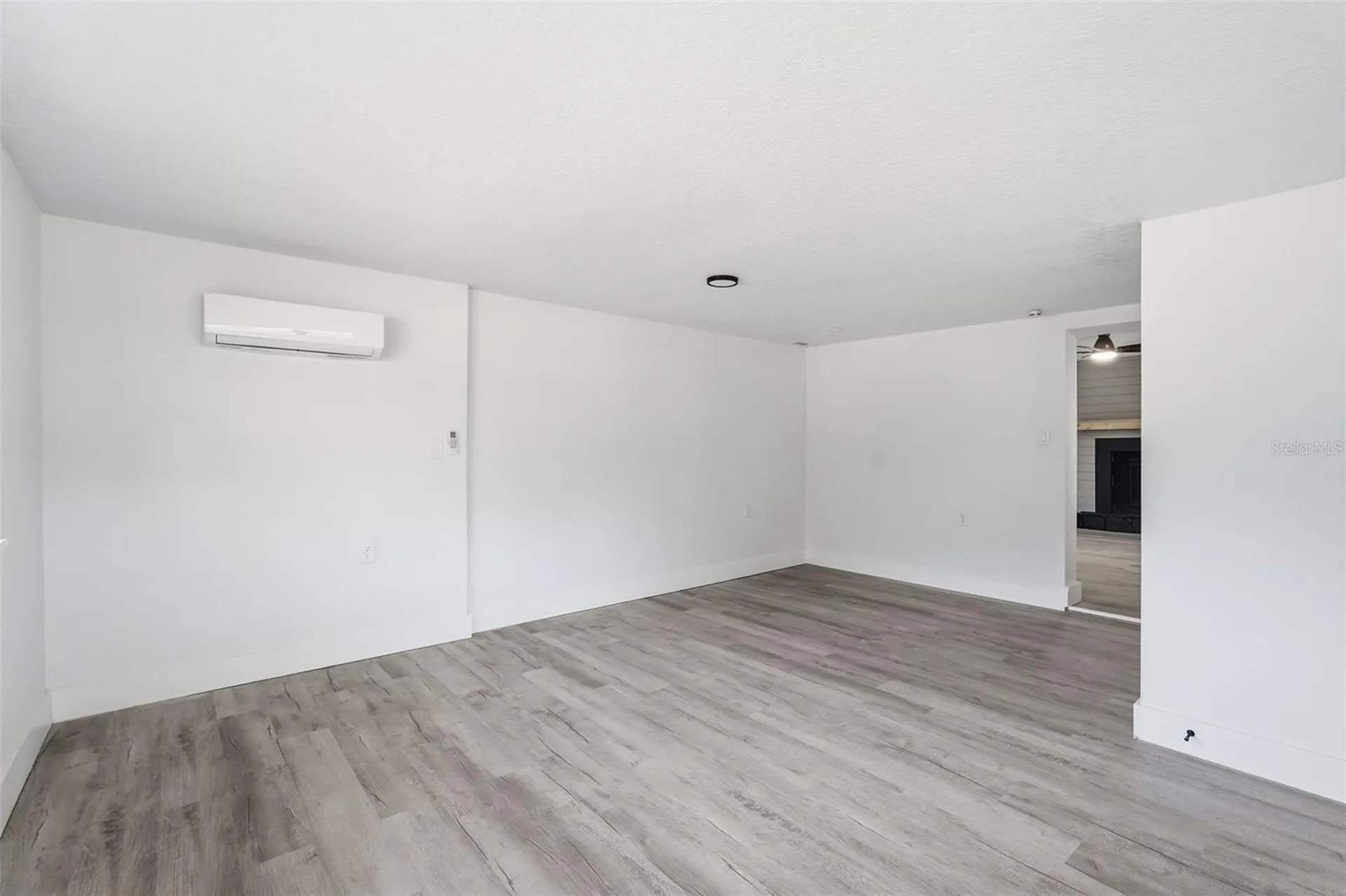 34071 Madison Avenue Dade City FL 33523
