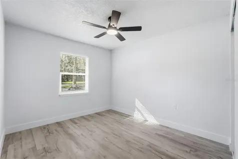 34071 Madison Avenue Dade City FL 33523