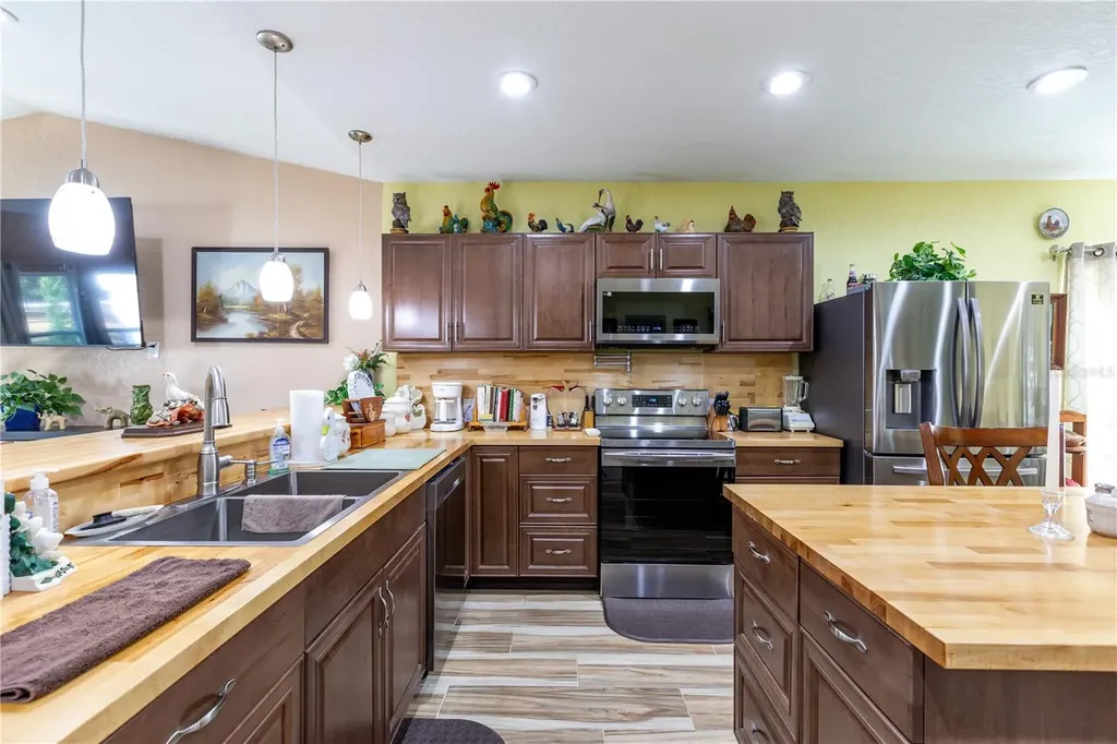 402 SE 709 Street Old Town FL 32680