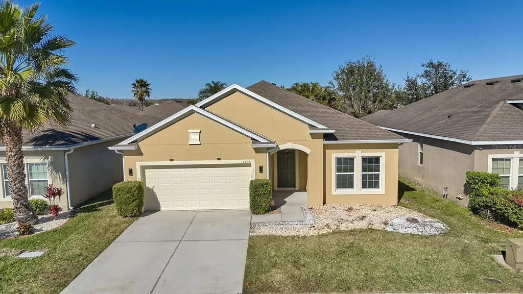 2535 Hunley Loop Kissimmee FL 34743