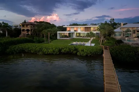 1500 Bayview Drive Sarasota FL 34239