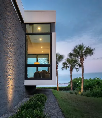 1500 Bayview Drive Sarasota FL 34239