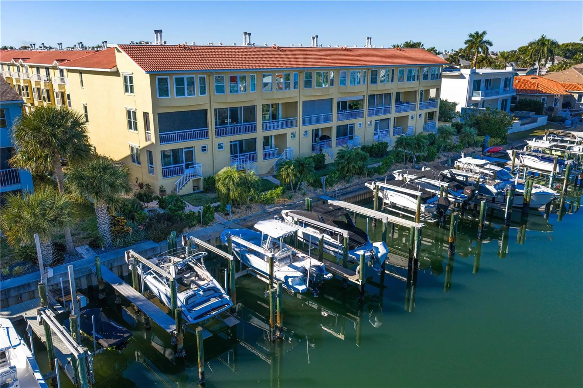 1067 Pinellas Bayway S St Petersburg FL 33715