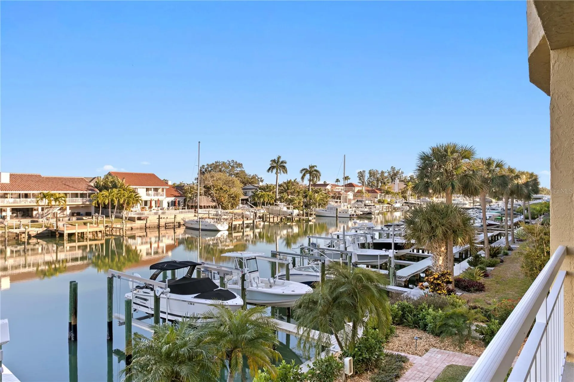 1067 Pinellas Bayway S St Petersburg FL 33715