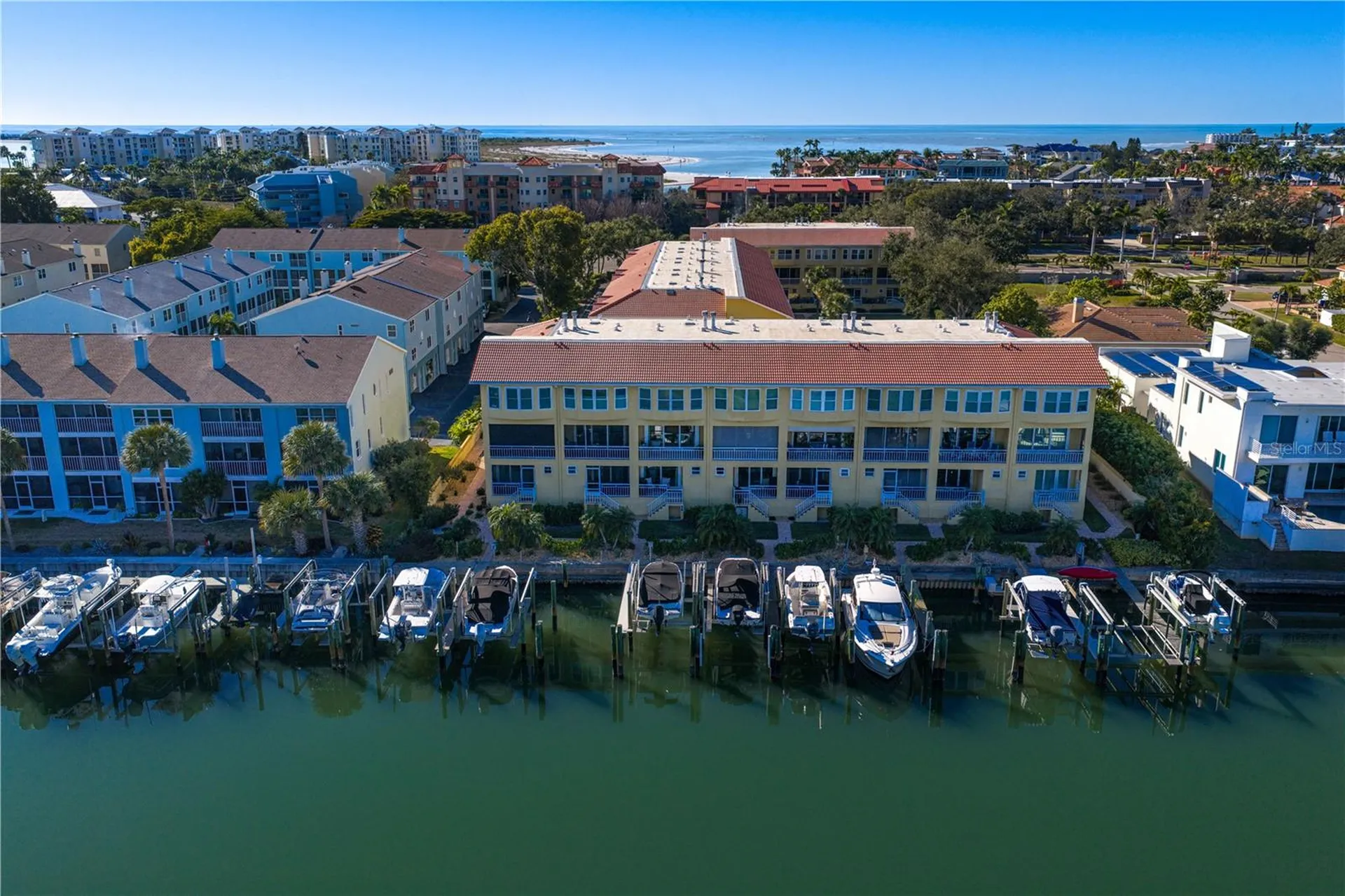 1067 Pinellas Bayway S St Petersburg FL 33715