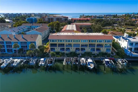1067 Pinellas Bayway S St Petersburg FL 33715