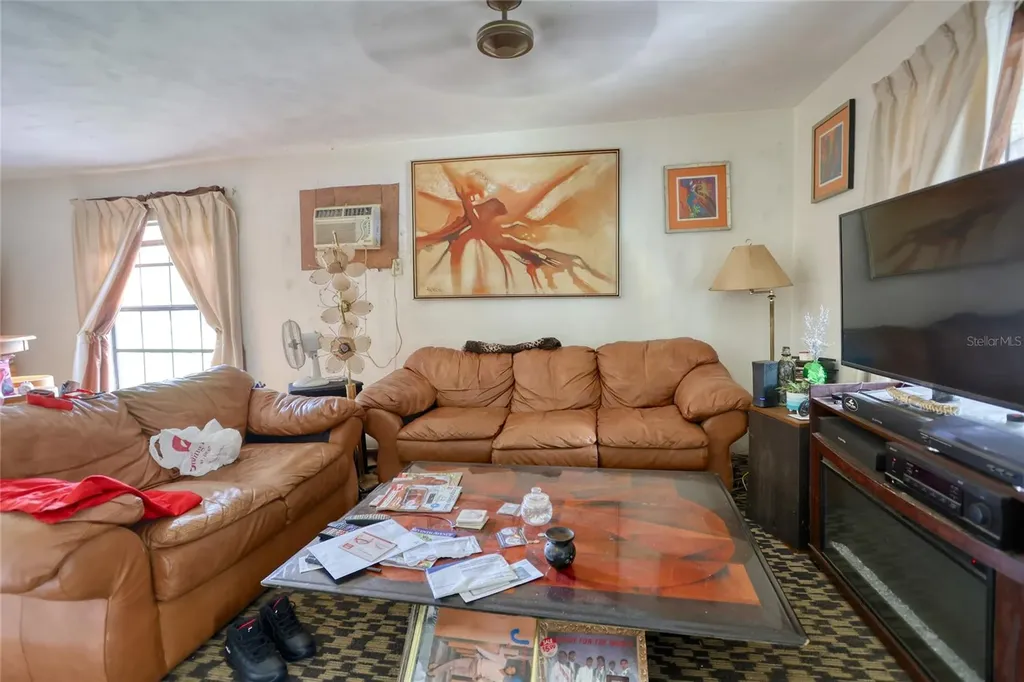 538 Loomis Avenue Daytona Beach FL 32114