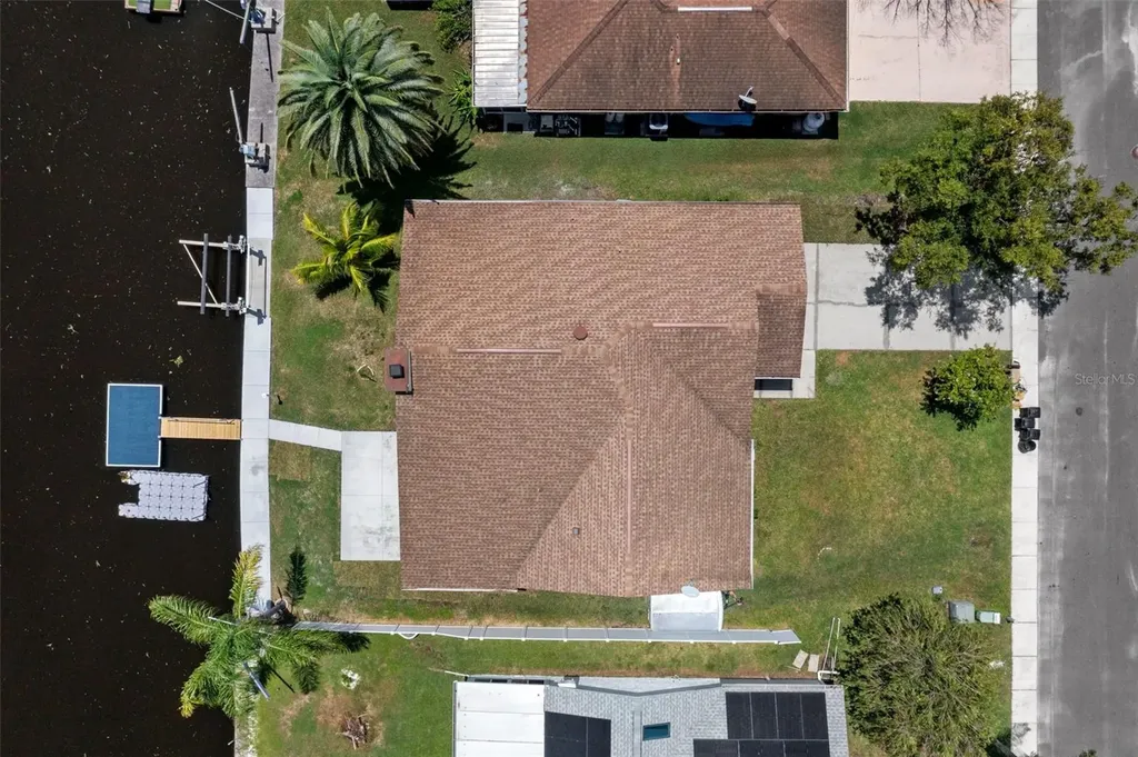 9910 Island Harbor Drive Port Richey FL 34668