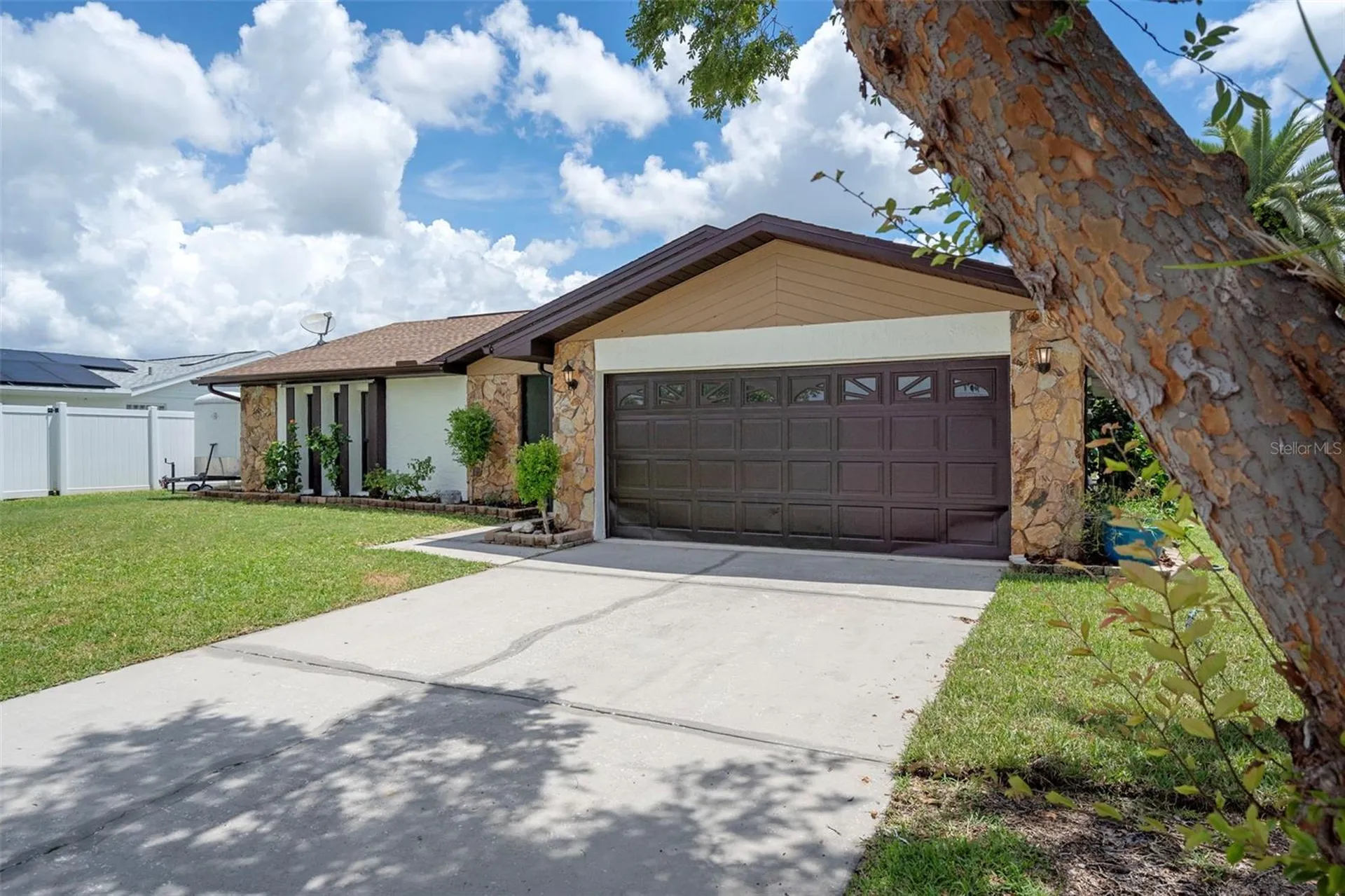 9910 Island Harbor Drive Port Richey FL 34668