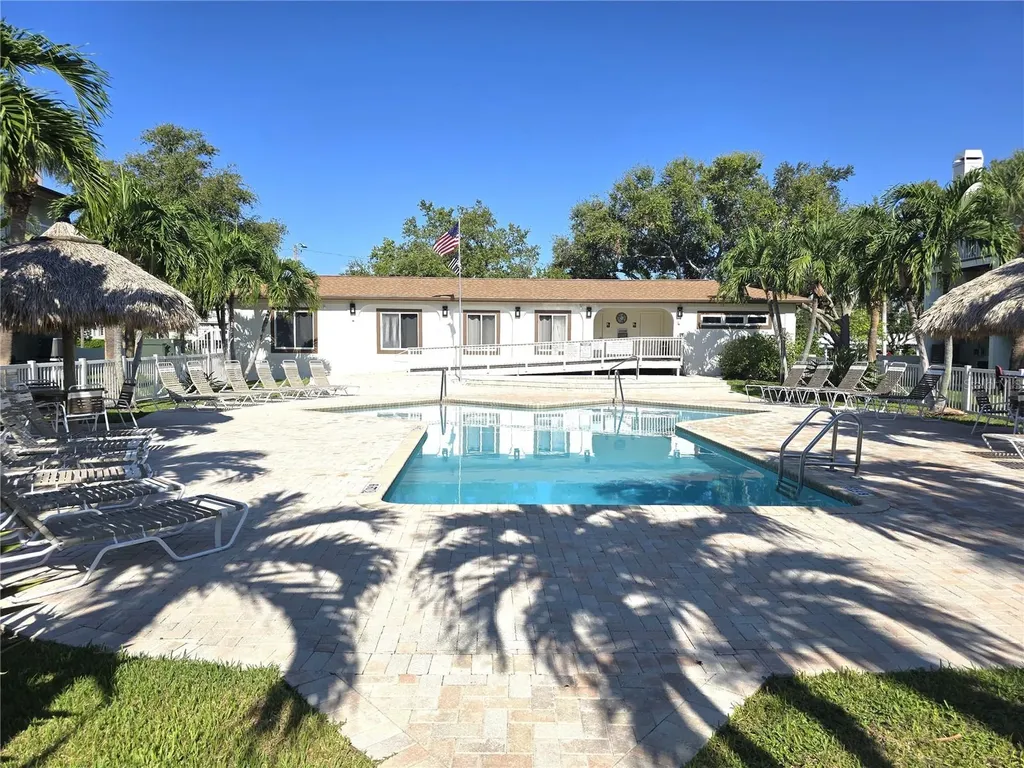 346 Madeira Circle Tierra Verde FL 33715