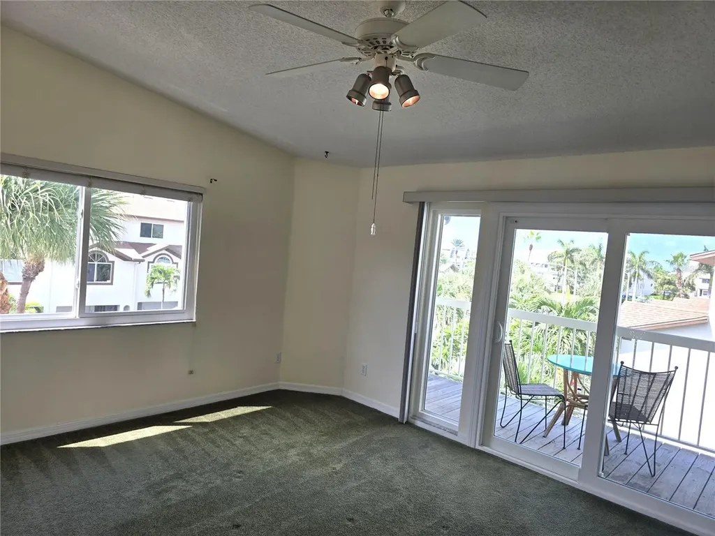 346 Madeira Circle Tierra Verde FL 33715