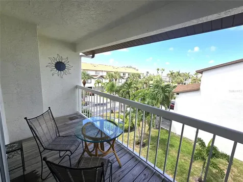 346 Madeira Circle Tierra Verde FL 33715