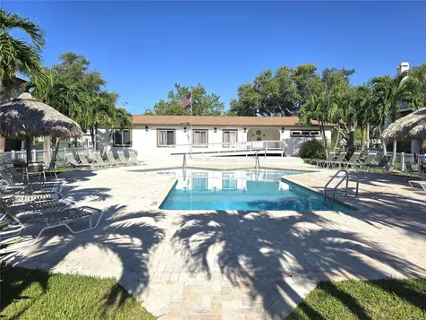 346 Madeira Circle Tierra Verde FL 33715