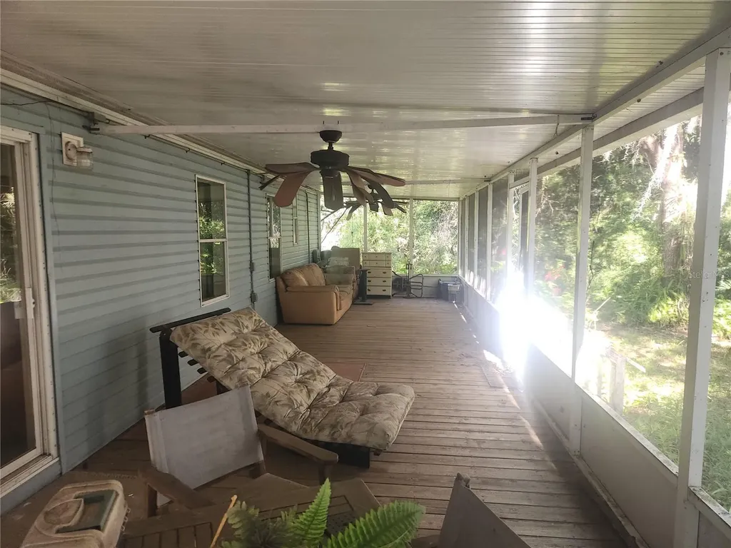384 Crescent Lake Shore Drive Crescent City FL 32112