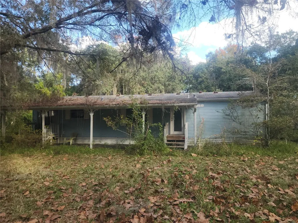 384 Crescent Lake Shore Drive Crescent City FL 32112