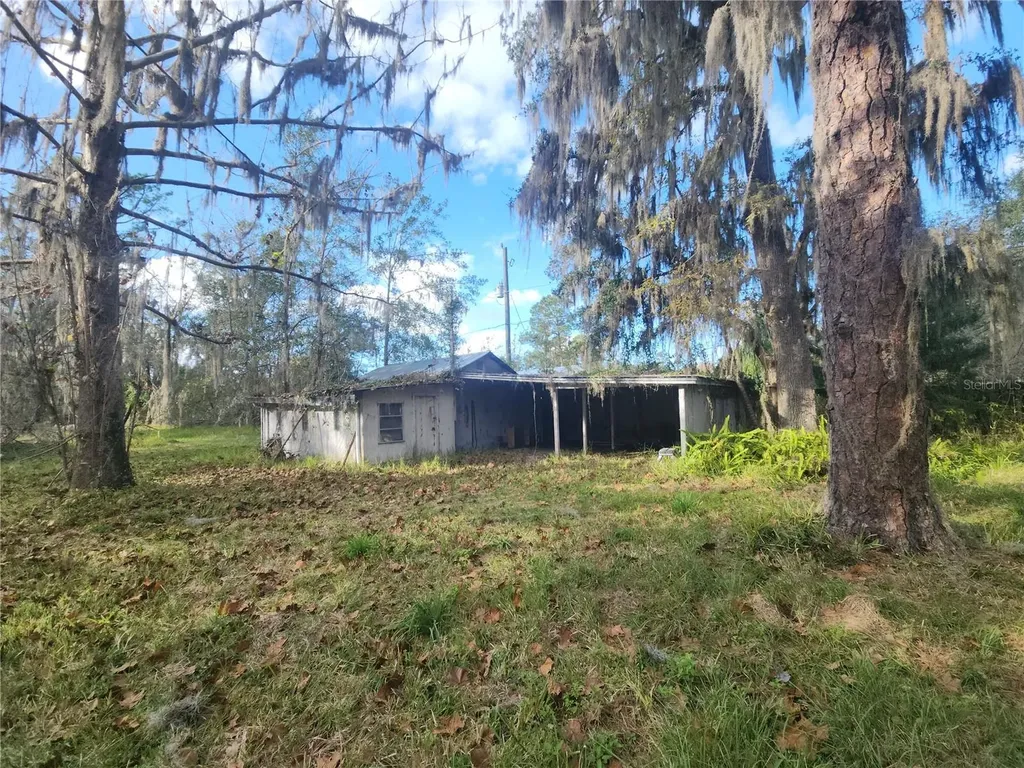 384 Crescent Lake Shore Drive Crescent City FL 32112