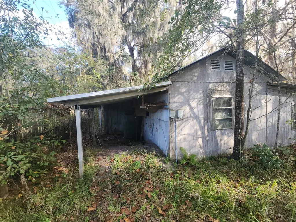 384 Crescent Lake Shore Drive Crescent City FL 32112
