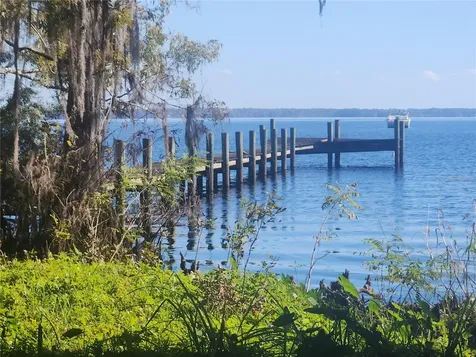 384 Crescent Lake Shore Drive Crescent City FL 32112