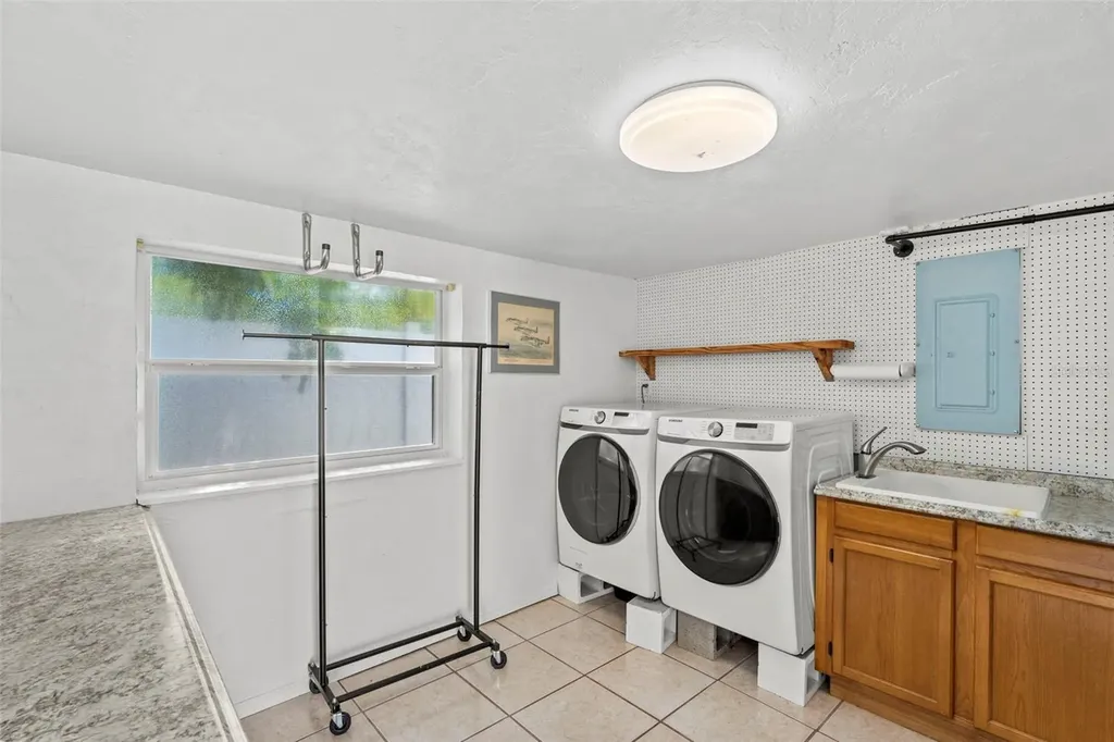 6238 14th Avenue S Gulfport FL 33707