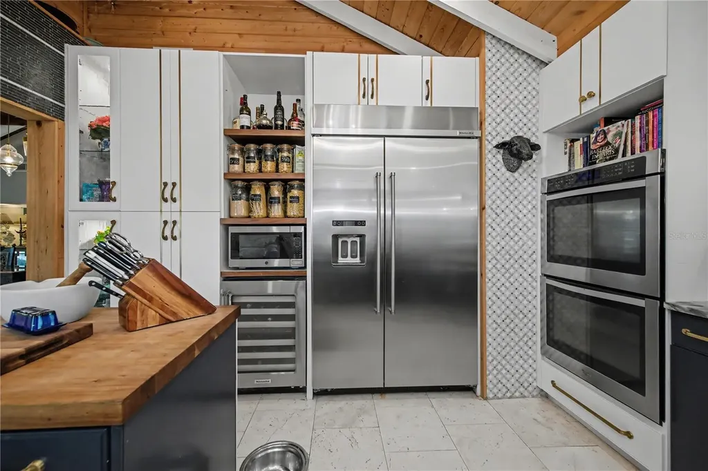 5116 Admiral Place Sarasota FL 34231