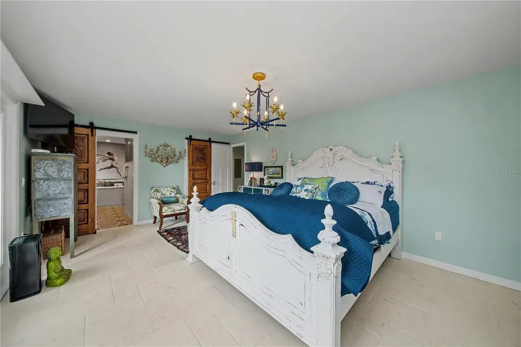 5116 Admiral Place Sarasota FL 34231