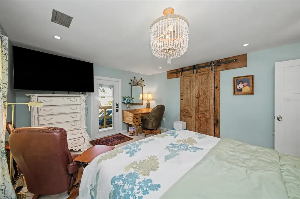 5116 Admiral Place Sarasota FL 34231