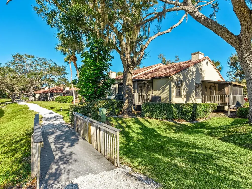 4372 Trails Drive Sarasota FL 34232