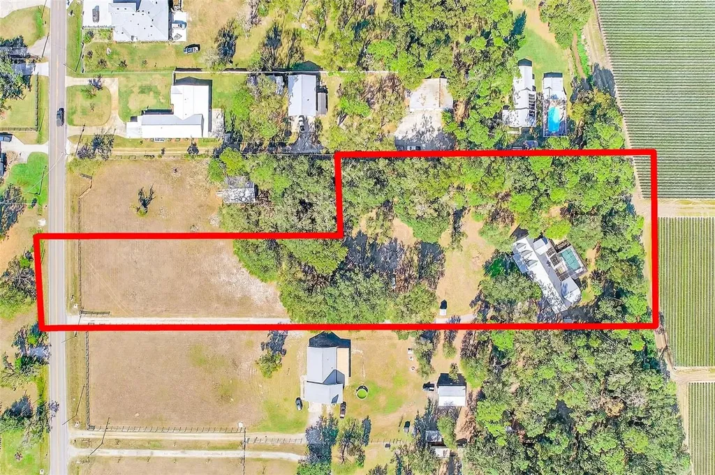 2635 N Dover Road Dover FL 33527