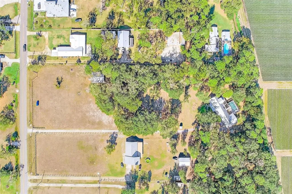 2635 N Dover Road Dover FL 33527