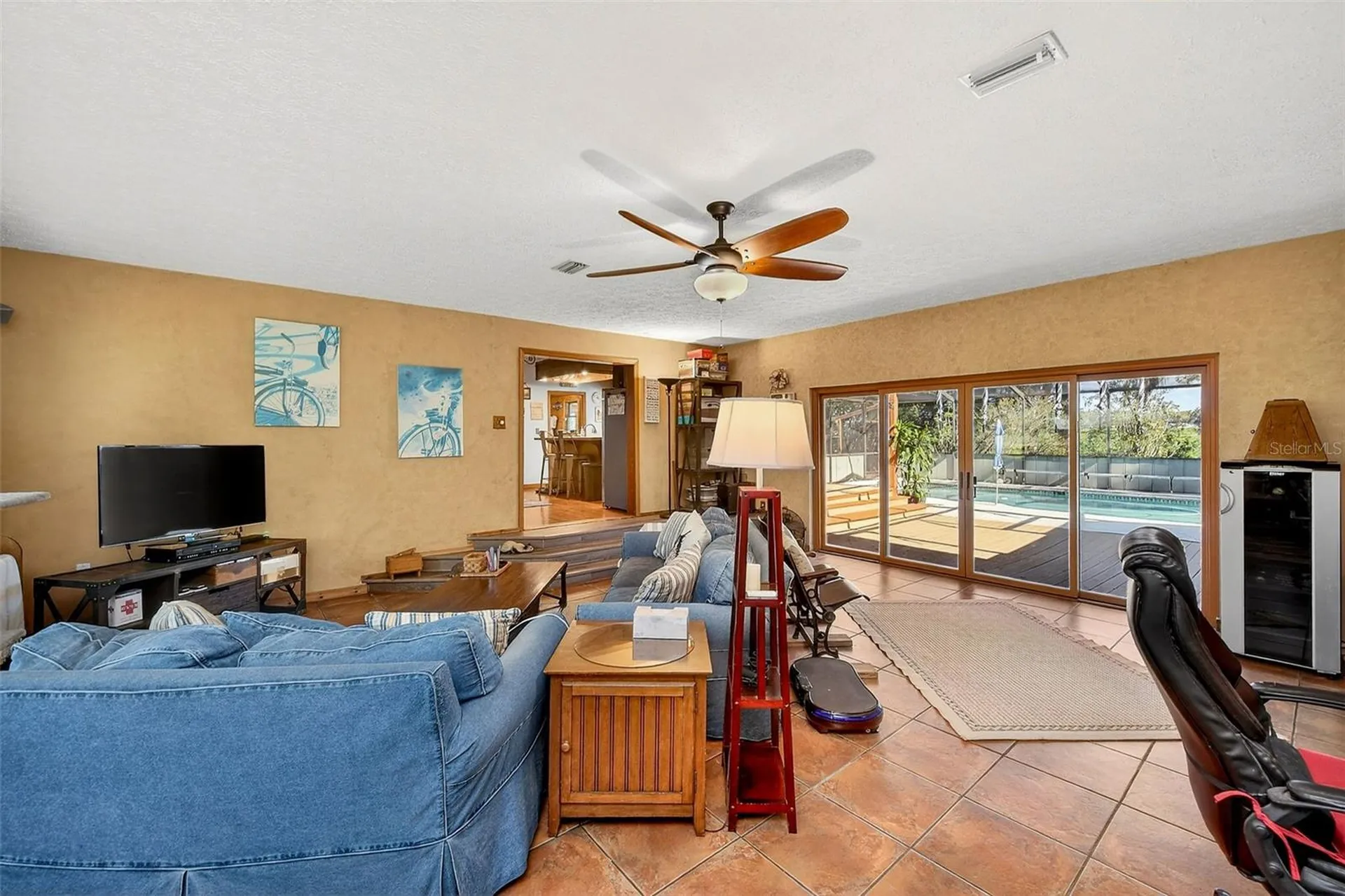 2635 N Dover Road Dover FL 33527