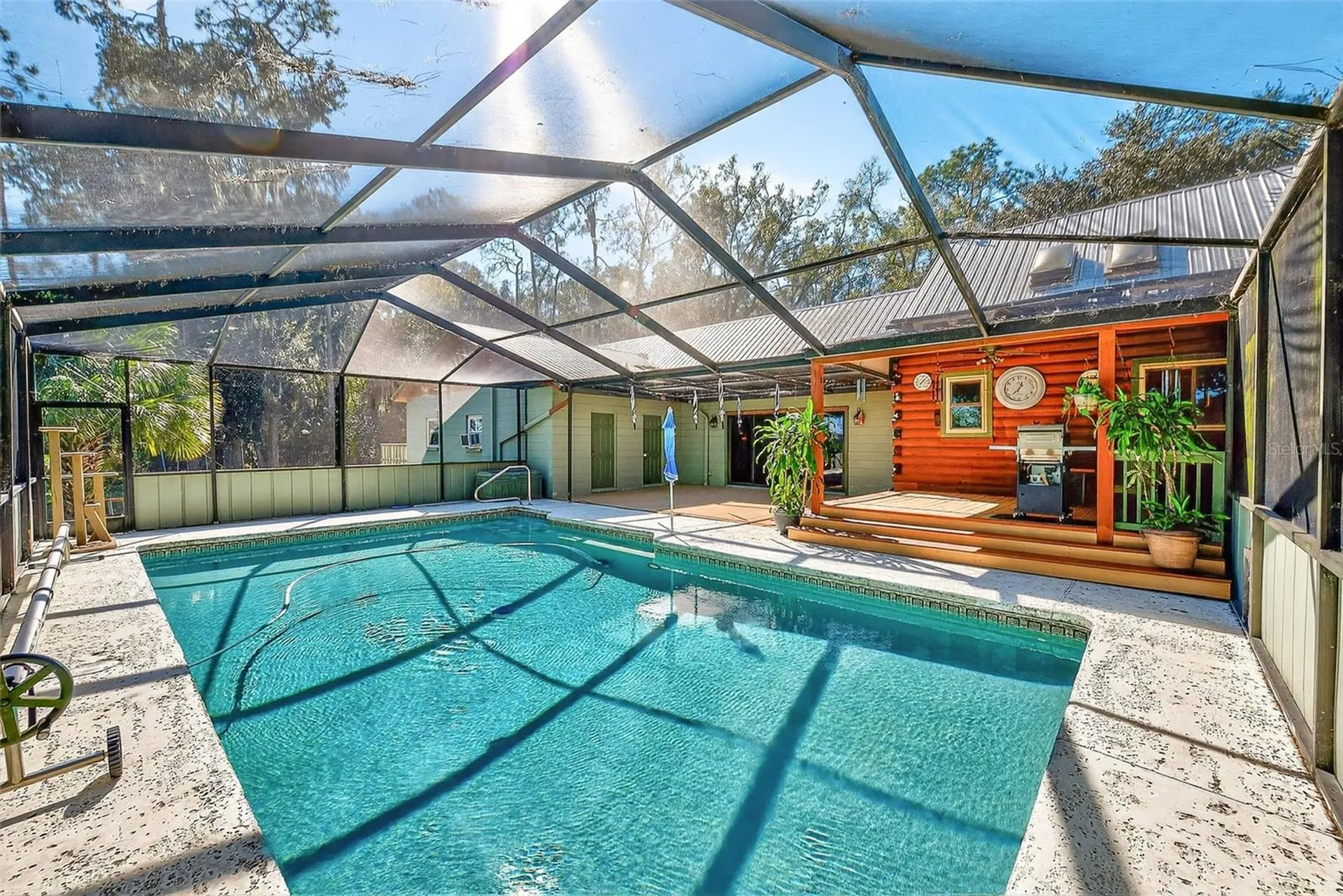 2635 N Dover Road Dover FL 33527