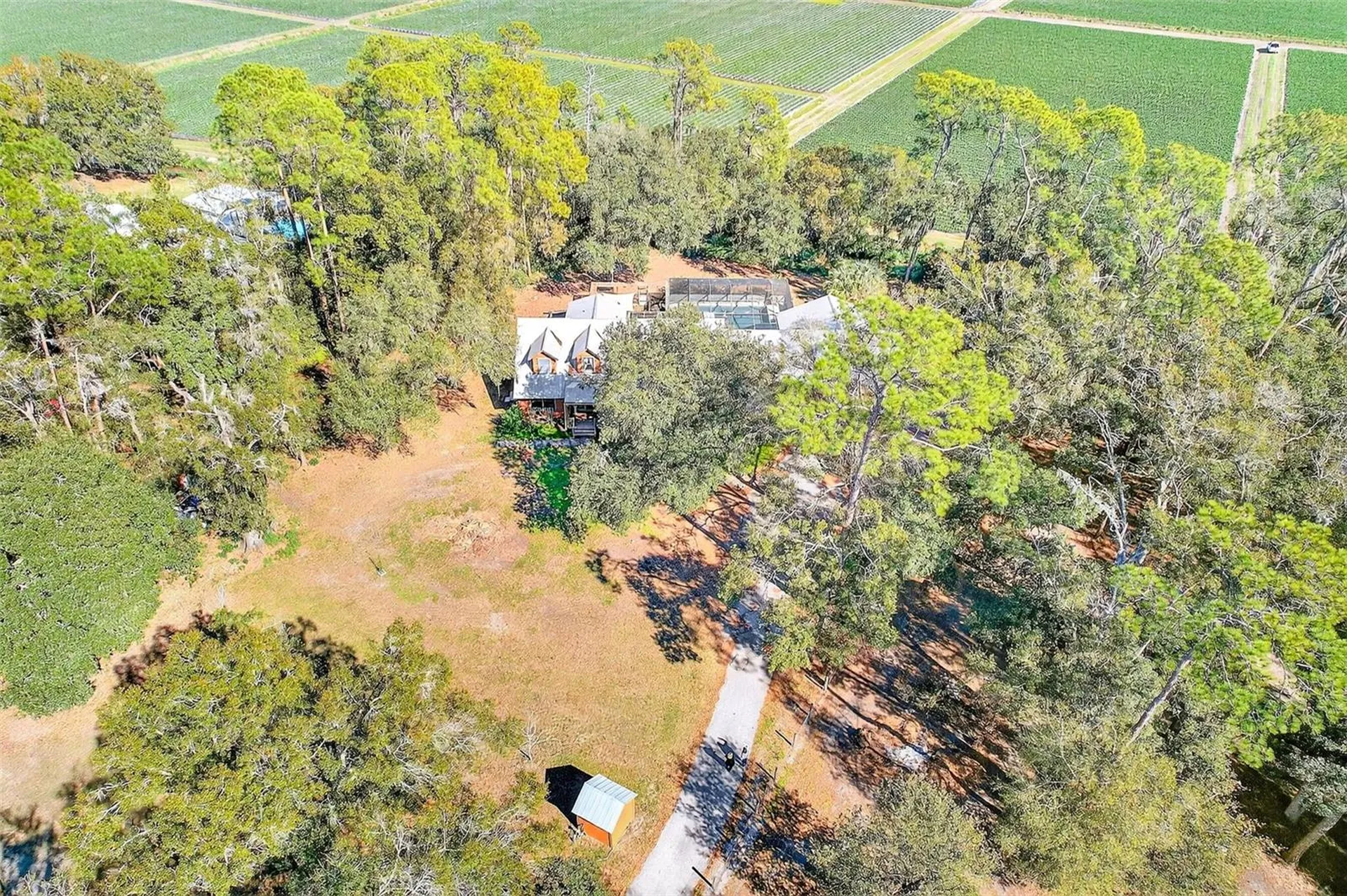 2635 N Dover Road Dover FL 33527