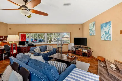 2635 N Dover Road Dover FL 33527