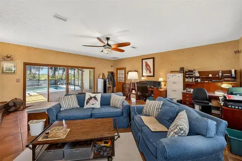2635 N Dover Road Dover FL 33527