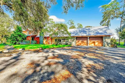 2635 N Dover Road Dover FL 33527