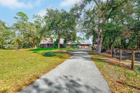 2635 N Dover Road Dover FL 33527