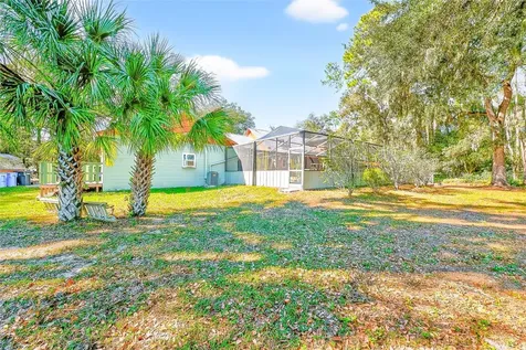 2635 N Dover Road Dover FL 33527