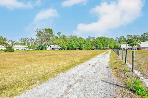 2635 N Dover Road Dover FL 33527