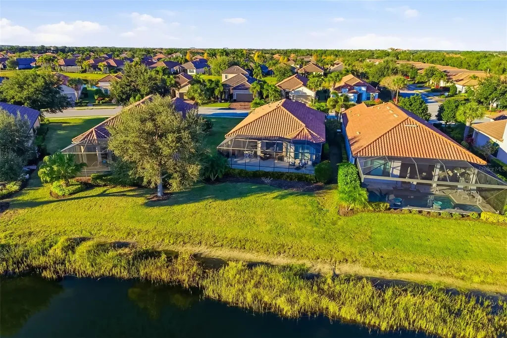 12729 Del Corso Loop Bradenton FL 34211