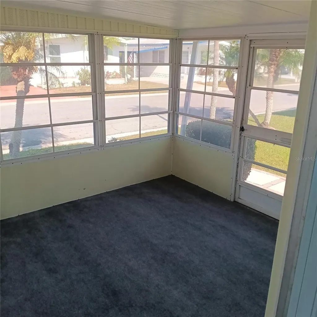 810 49th Avenue W Bradenton FL 34207