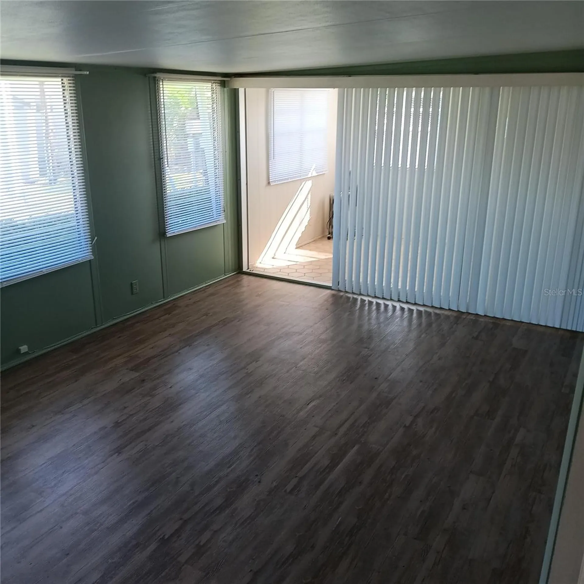 810 49th Avenue W Bradenton FL 34207