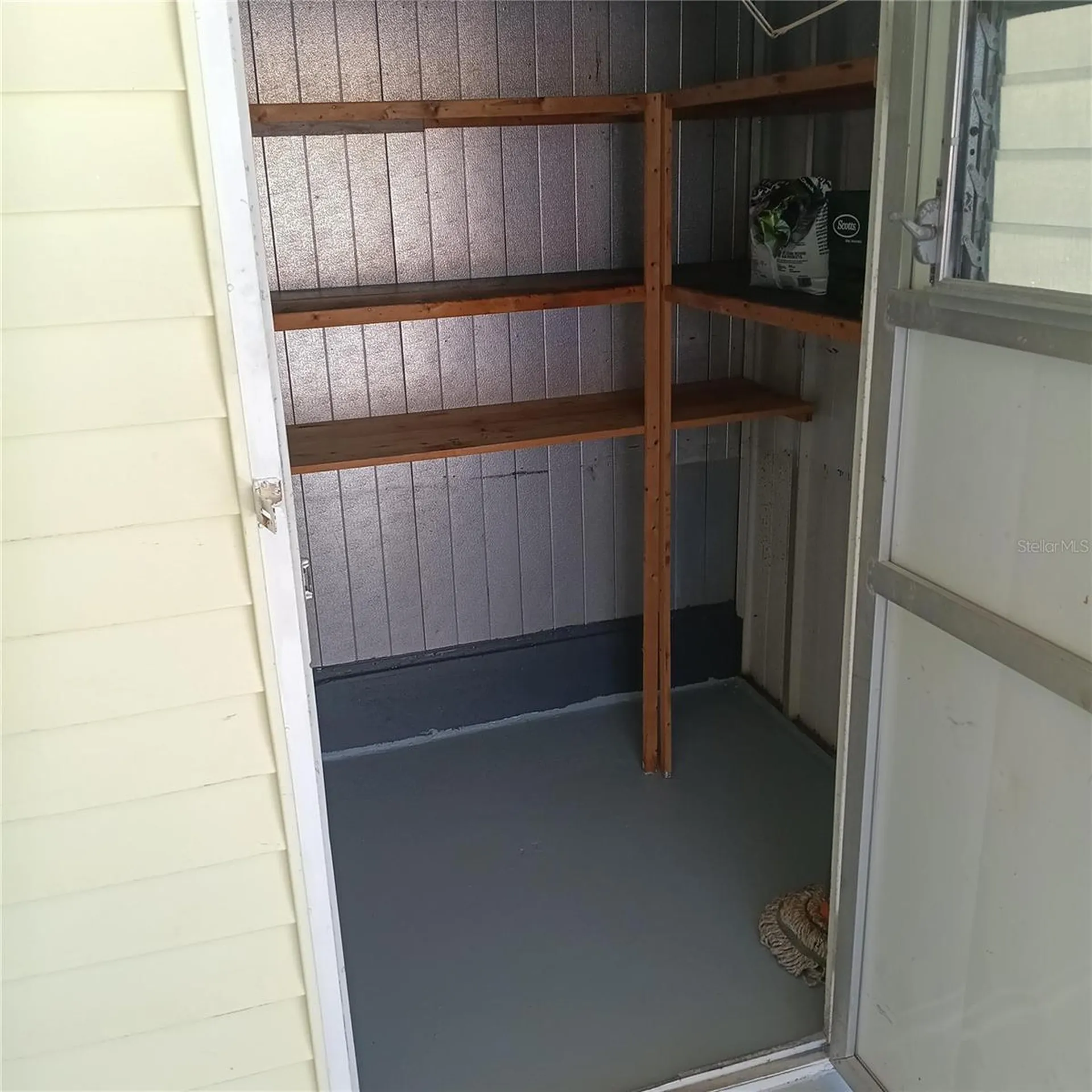 810 49th Avenue W Bradenton FL 34207