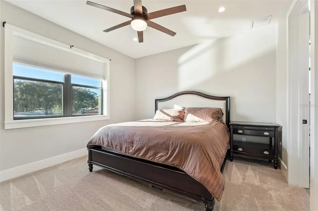 2072 Starboard Drive Geneva FL 32732