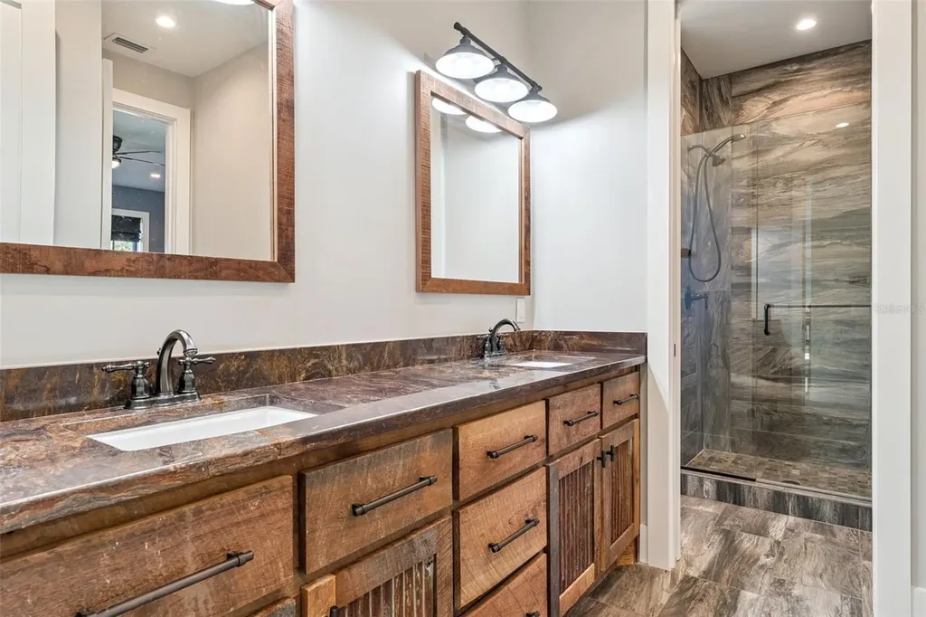 2072 Starboard Drive Geneva FL 32732
