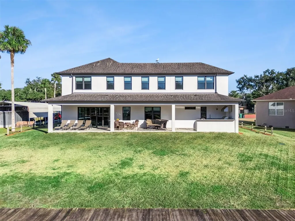 2072 Starboard Drive Geneva FL 32732