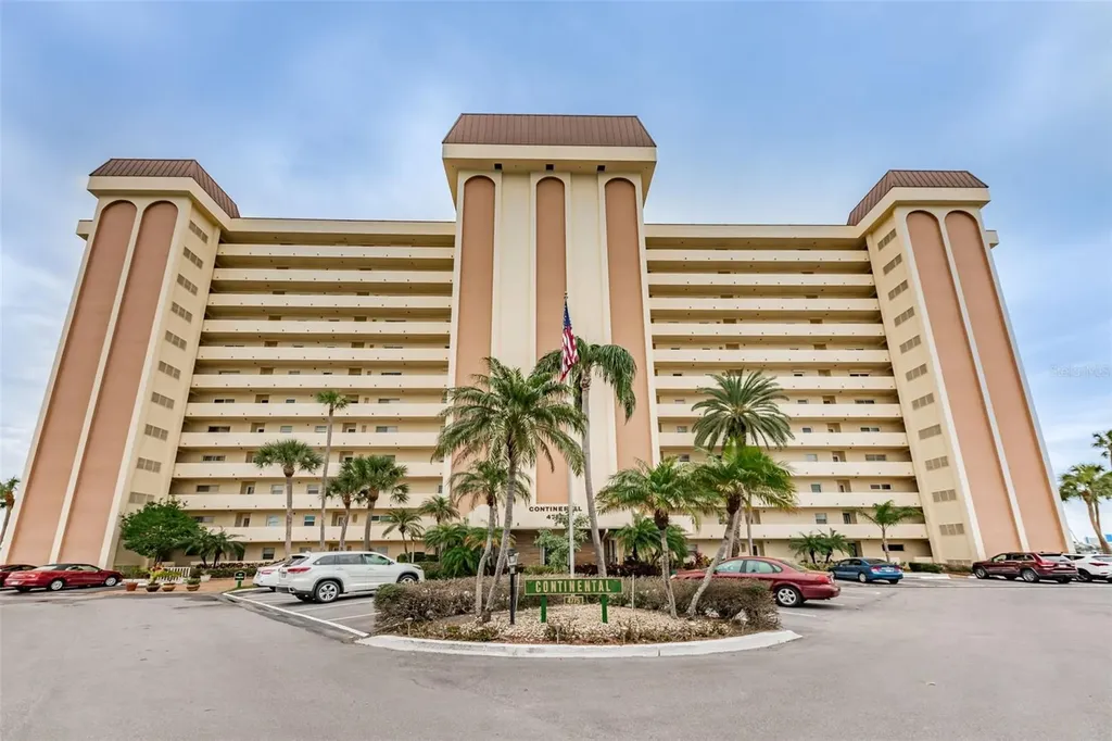 4775 Cove Circle St Petersburg FL 33708