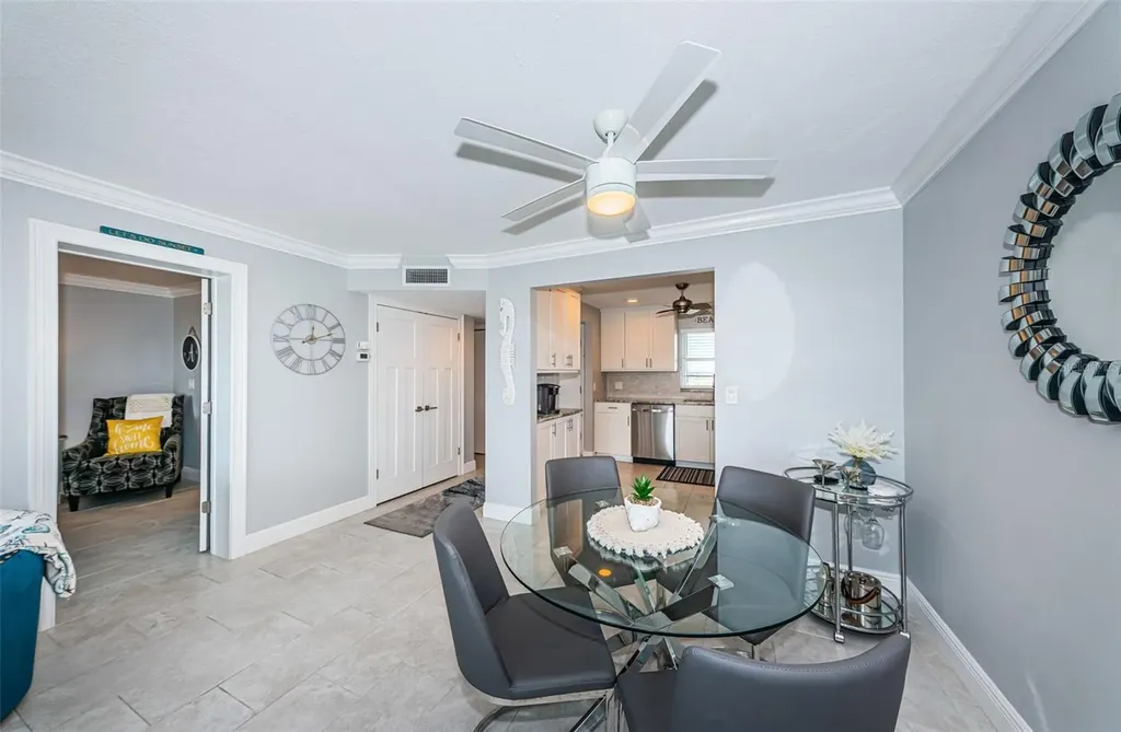 4775 Cove Circle St Petersburg FL 33708