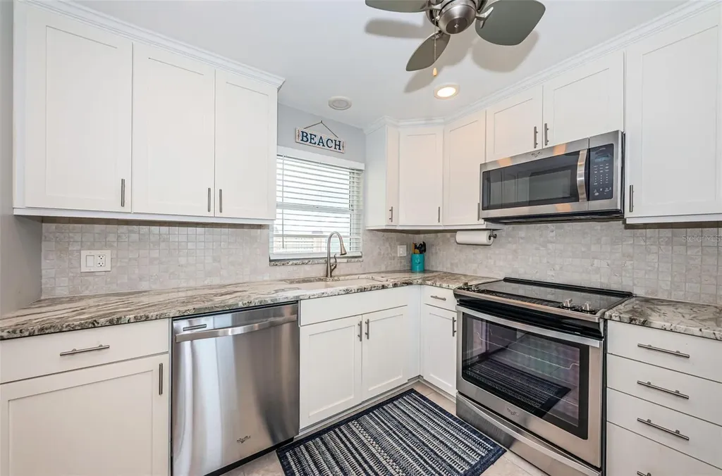 4775 Cove Circle St Petersburg FL 33708