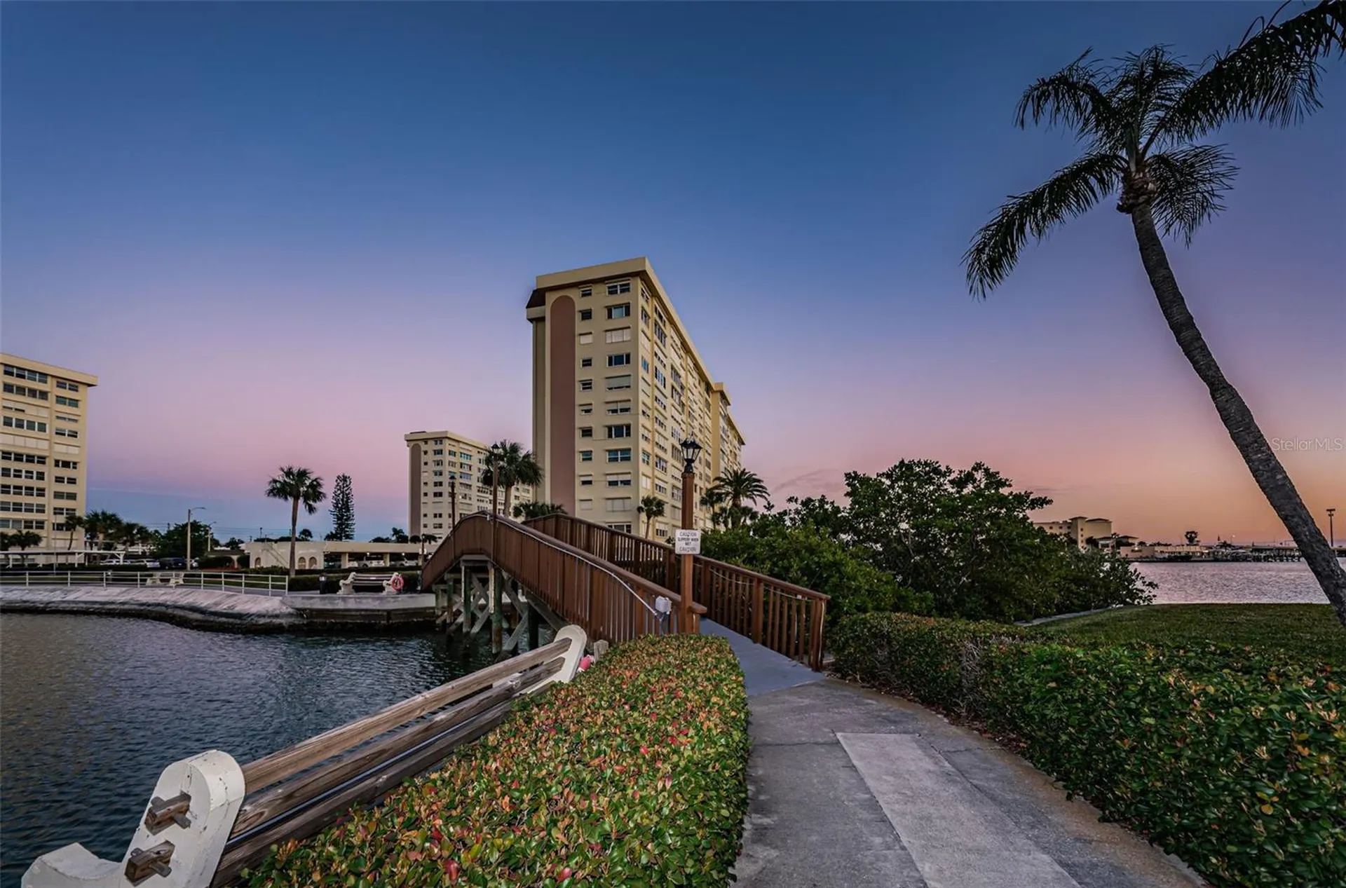 4775 Cove Circle St Petersburg FL 33708