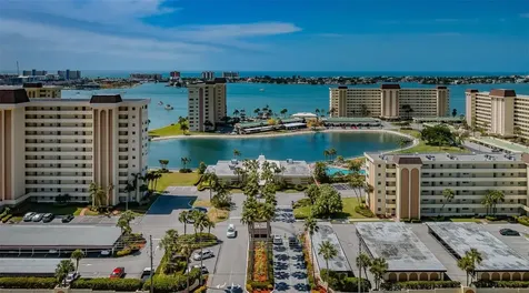 4775 Cove Circle St Petersburg FL 33708